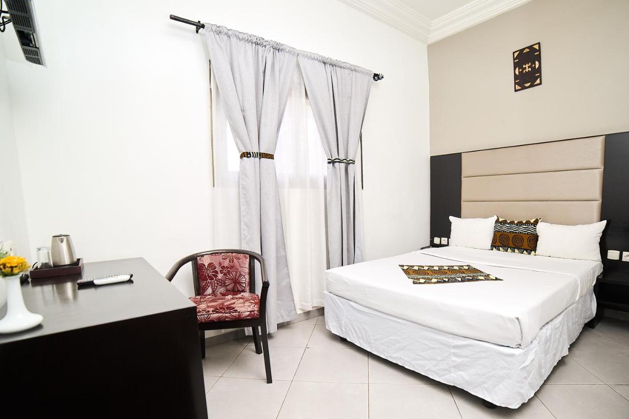 Dunia Hotel Bamako Centre Dış mekan fotoğraf