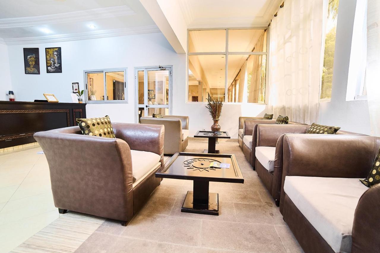 Dunia Hotel Bamako Centre Dış mekan fotoğraf